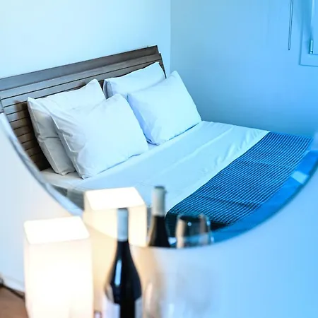 Big Blue Guest house Amaliapoli