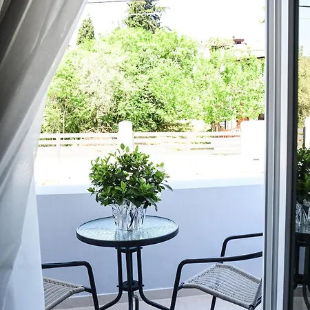 Big Blue Guest house Amaliapoli